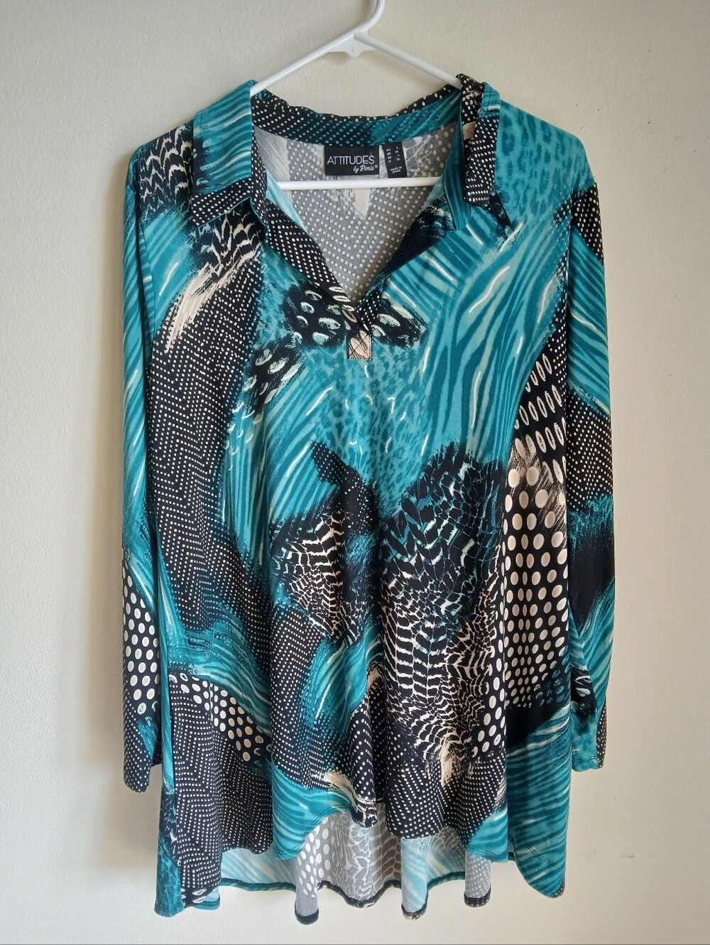 Attitude's By Renee Tunic Top Size Large